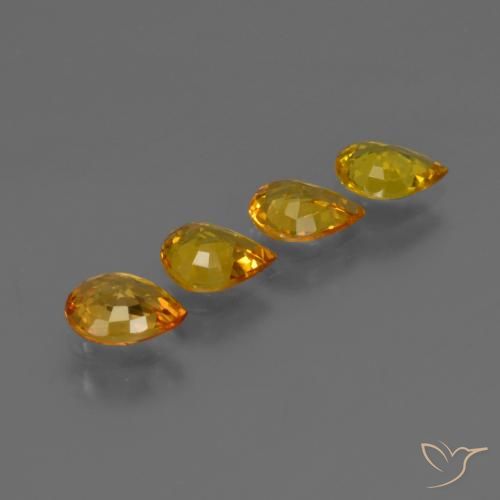 Shop natural 2.26ct Orange Doré Saphir gems, En forme de poire, from Thaïlande at GemSelect. In stock, global shipping!