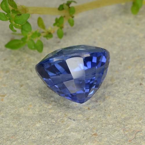 Saphir Bleu Barbeau naturelle ovale, 3.38 ct, VS