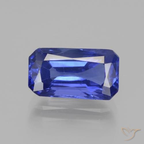 3.76ct Naturel Violet foncé Bleu Saphir, Taille émeraude, VS