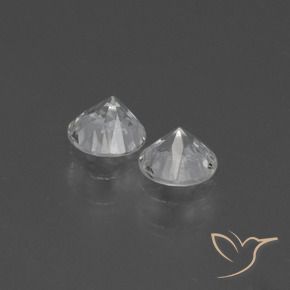 Shop natural 0.77ct Blanc clair Saphir gems, Tour, from Madagascar at GemSelect. In stock, global shipping!