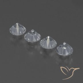 Shop natural 1.56ct Blanc clair Saphir gems, Tour, from Madagascar at GemSelect. In stock, global shipping!