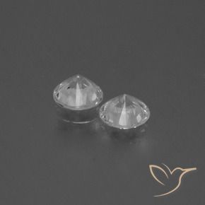 Shop natural 0.81ct Blanc clair Saphir gems, Tour, from Madagascar at GemSelect. In stock, global shipping!
