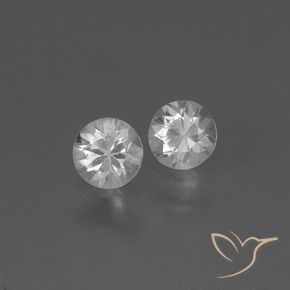 Shop natural 0.82ct Blanc clair Saphir gems, Tour, from Madagascar at GemSelect. In stock, global shipping!