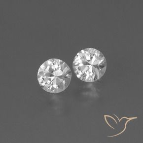 Shop natural 0.80ct Blanc clair Saphir gems, Tour, from Madagascar at GemSelect. In stock, global shipping!