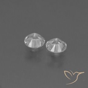 Shop natural 0.80ct Blanc clair Saphir gems, Tour, from Madagascar at GemSelect. In stock, global shipping!