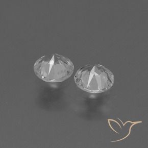 Shop natural 0.74ct Blanc clair Saphir gems, Tour, from Madagascar at GemSelect. In stock, global shipping!