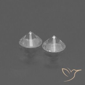 Shop natural 0.83ct Blanc clair Saphir gems, Tour, from Madagascar at GemSelect. In stock, global shipping!