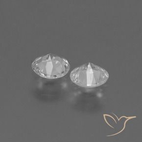 Shop natural 0.69ct Blanc clair Saphir gems, Tour, from Madagascar at GemSelect. In stock, global shipping!