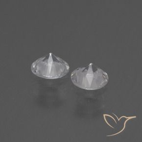 Shop natural 0.75ct Blanc clair Saphir gems, Tour, from Madagascar at GemSelect. In stock, global shipping!
