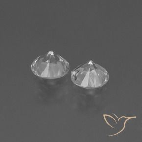 Shop natural 0.78ct Blanc clair Saphir gems, Tour, from Madagascar at GemSelect. In stock, global shipping!