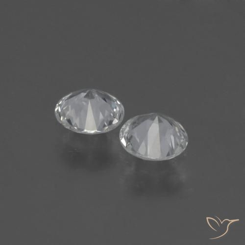 Shop natural 0.69ct Blanc clair Saphir gems, Tour, from Madagascar at GemSelect. In stock, global shipping!