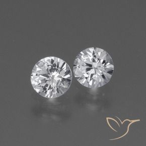 Shop natural 0.81ct Blanc clair Saphir gems, Tour, from Madagascar at GemSelect. In stock, global shipping!