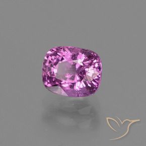 Saphir Pourpre rosâtre profond naturelle Coussin, 1.22 ct, VS-SI