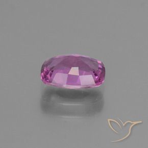 Saphir Pourpre moyen naturelle Coussin, 1.35 ct, VS