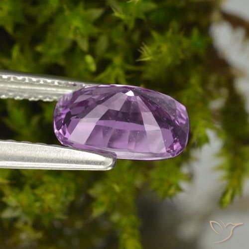 Saphir Pourpre moyen naturelle Coussin, 1.42 ct, VS