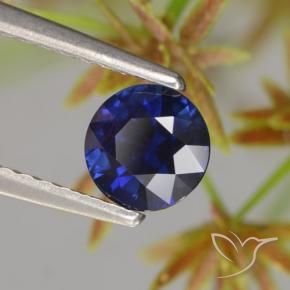 Saphir Bleu foncé naturelle Tour, 0.66 ct, VS