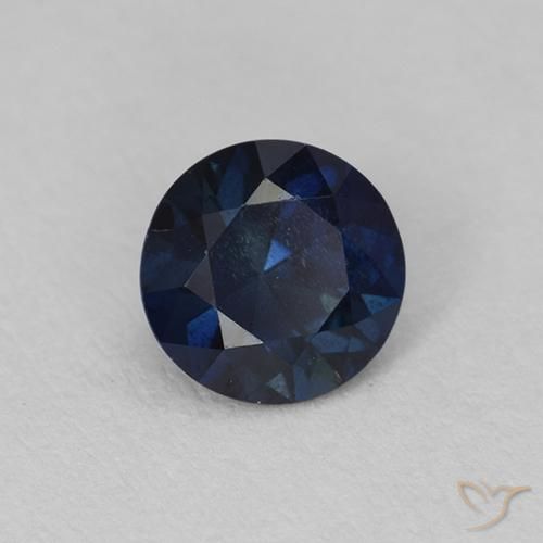 Saphir Bleu foncé naturelle Tour, 0.62 ct, VS