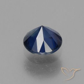 Saphir Bleu foncé naturelle Tour, 0.77 ct, VS