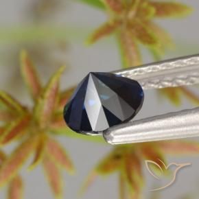 Saphir Bleu foncé naturelle Tour, 0.59 ct, VVS