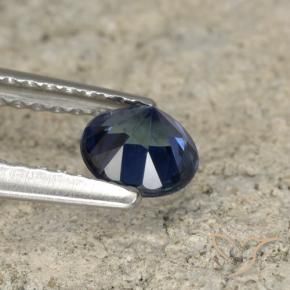 Saphir Bleu marine naturelle Tour, 0.64 ct, VS
