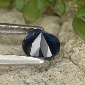 Saphir Bleu foncé naturelle Tour, 0.63 ct, VVS