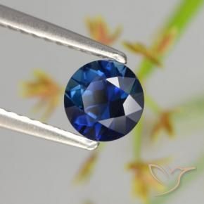 Saphir Bleu marine naturelle Tour, 0.62 ct, VVS-VS