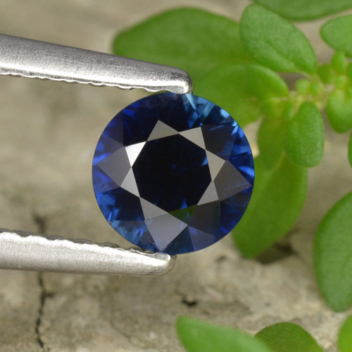 Saphir bleu crépuscule naturelle coupe roude, 0,53 ct, VVS-VS