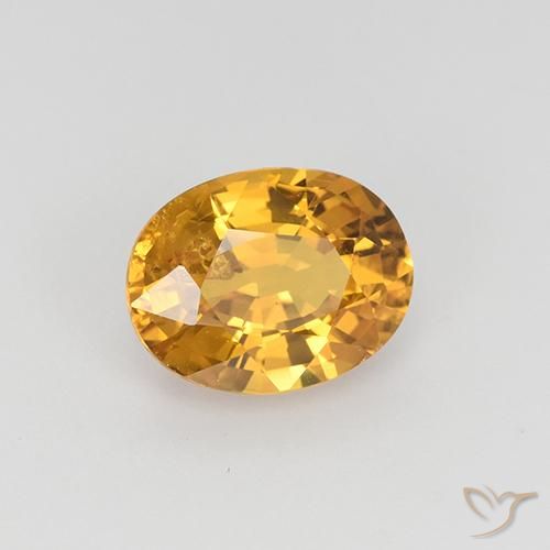 Saphir Doré-orange foncé naturelle ovale, 1.53 ct, VS