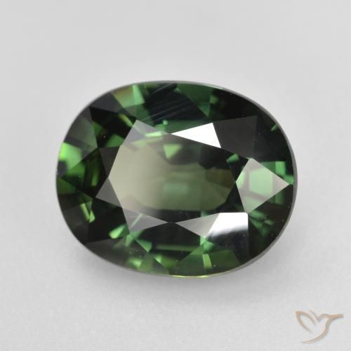 Saphir Vert foncé naturelle ovale, 4.74 ct, VVS-VS
