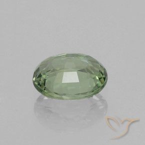 Saphir Medium Light Green naturelle ovale, 0.83 ct, VVS-VS