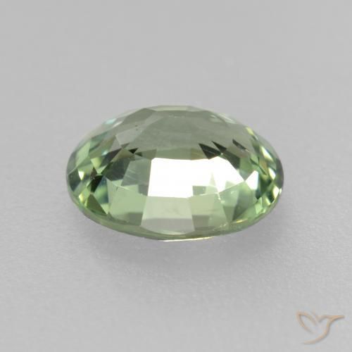 Saphir Medium Light Green naturelle ovale, 0.76 ct, VVS-VS