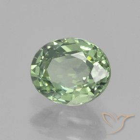 Saphir Vert clair naturelle ovale, 0.82 ct, VVS-VS