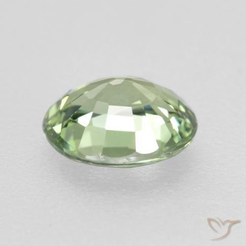 Saphir Vert forêt léger naturelle ovale, 0.75 ct, VVS-VS
