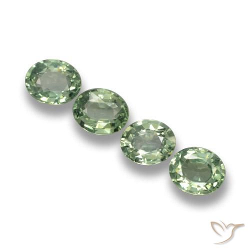 3.20ctw Naturel Vert moyen-léger Saphir, ovale, VVS-VS