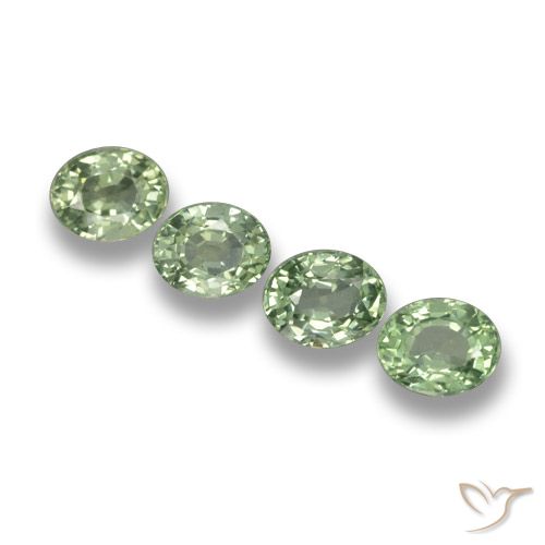 3.42ctw Naturel Medium Light Green Saphir, ovale, VVS-VS