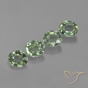 Shop natural 3.28ct Vert forêt léger Saphir gems, ovale, from Tanzanie at GemSelect. In stock, global shipping!