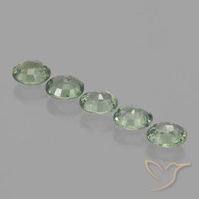 Shop natural 4.20ct Vert mousseux Saphir gems, ovale, from Tanzanie at GemSelect. In stock, global shipping!