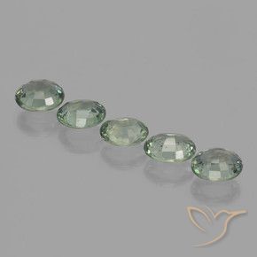 Shop natural 4.19ct Vert forêt léger Saphir gems, ovale, from Tanzanie at GemSelect. In stock, global shipping!