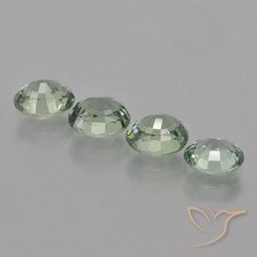 Achetez naturel 3.58ct Vert forêt léger Saphir gems, Coupe ovale, En provenance Tanzanie chez GemSelect. En stock, livraison internationale!
