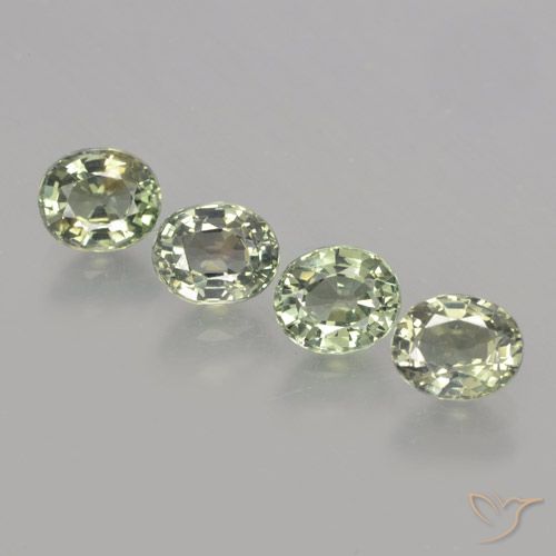 3.85ctw Naturel Vert clair Saphir, ovale, VVS-VS