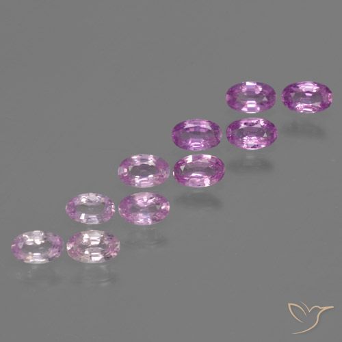 Shop natural 2.47ct Pourpre rosâtre intense Saphir gems, ovale, from Tanzanie at GemSelect. In stock, global shipping!