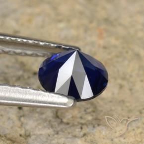 Saphir Bleu foncé naturelle Tour, 0.62 ct, VVS-VS