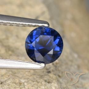 Saphir Bleu marine naturelle Tour, 0.64 ct, VVS
