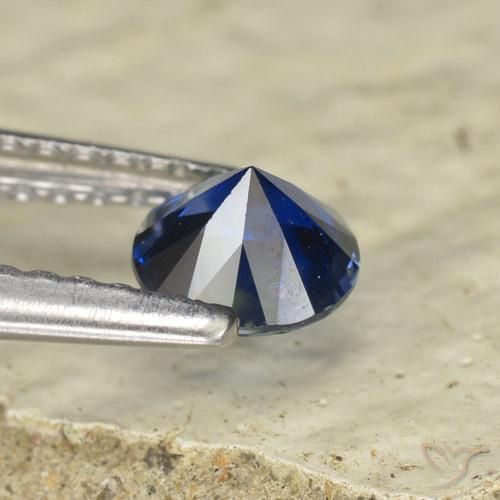 Saphir Bleu crépuscule naturelle Tour, 0.58 ct, VVS-VS