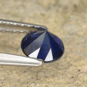 Saphir Bleu marine naturelle Tour, 0.60 ct, VS
