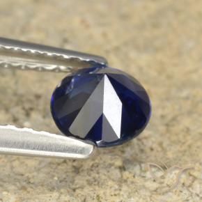 Saphir Bleu foncé naturelle Tour, 0.60 ct, VS