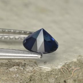 Saphir Bleu crépuscule naturelle Tour, 0.70 ct, VVS-VS