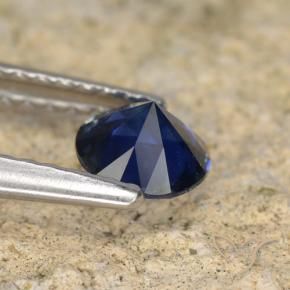 Saphir Bleu foncé naturelle Tour, 0.55 ct, VVS-VS