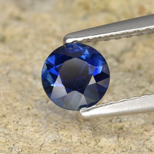 Saphir Bleu crépuscule naturelle Tour, 0.64 ct, VVS