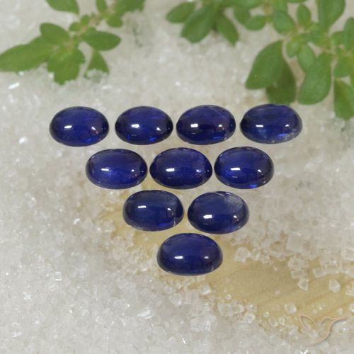 2.70ctw Naturel Bleu foncé Saphir, ovale, Translucide